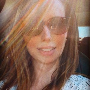 I’m Courtney! A mama of 2 with a love of fashion!